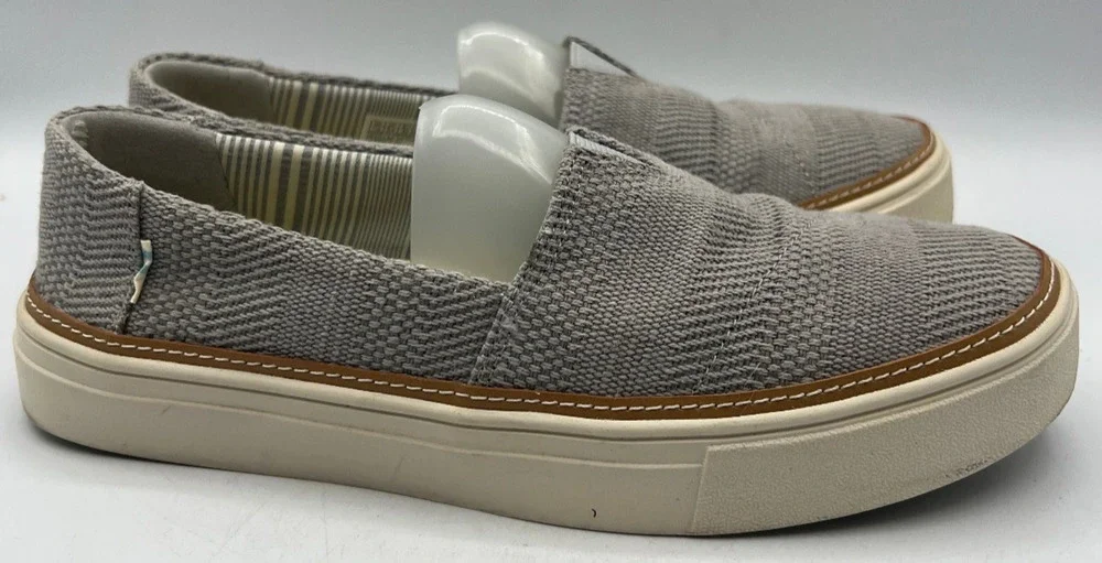 TOMS Womens 7.5 Gray Canvas Slip On Casual Comfort Shoes Lightweight Flats